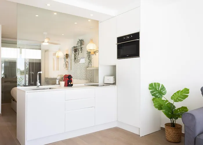 Friendly Place To Be Playa de las Americas (Tenerife)