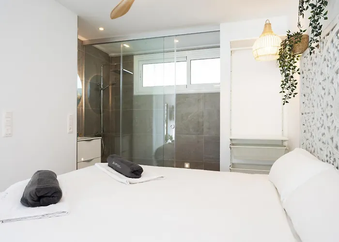 Friendly Place To Be Playa de las Americas (Tenerife)